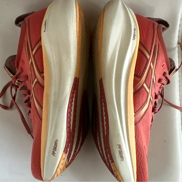 Asics Gel-Nimbus 27 Dark Pink Clay Orange glow running sneakers 8.5 - Picture 6 of 15